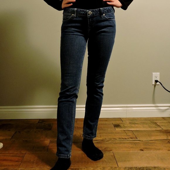 Guess Low-rise Foxy Skinny Jeans, Medium Wash, US Size 26 - Picture 6 of 12